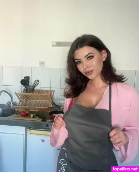 Savananna OnlyFans Thumbnail #lRzpK197Ll