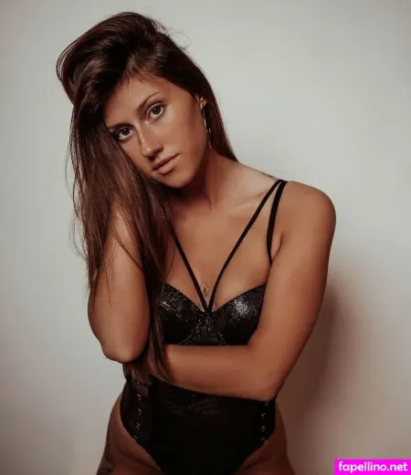 Savannah Ellis OnlyFans Thumbnail #Dwx5JX9jN9