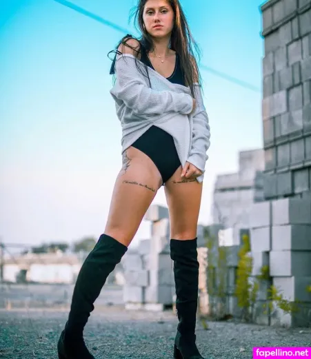 Savannah Ellis OnlyFans Thumbnail #fbxIIfyKLx