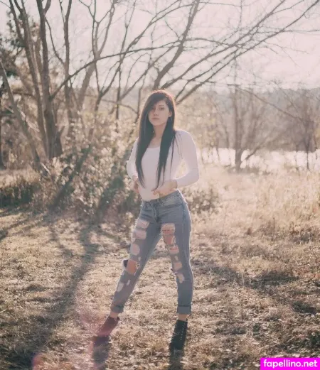 Savannah Ellis OnlyFans Thumbnail #wm6Ohuhf7y