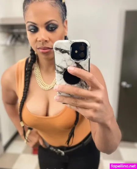 Savannah Evans OnlyFans Thumbnail #0zDVKaNUcE