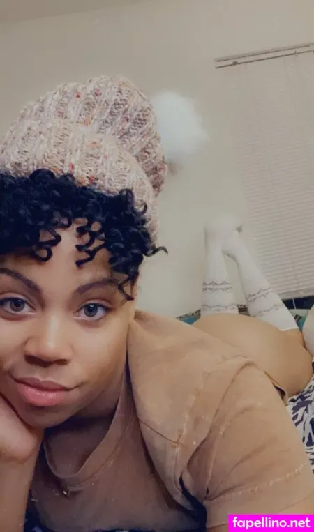 Savannah Evans OnlyFans Thumbnail #O2Yafs2J5g