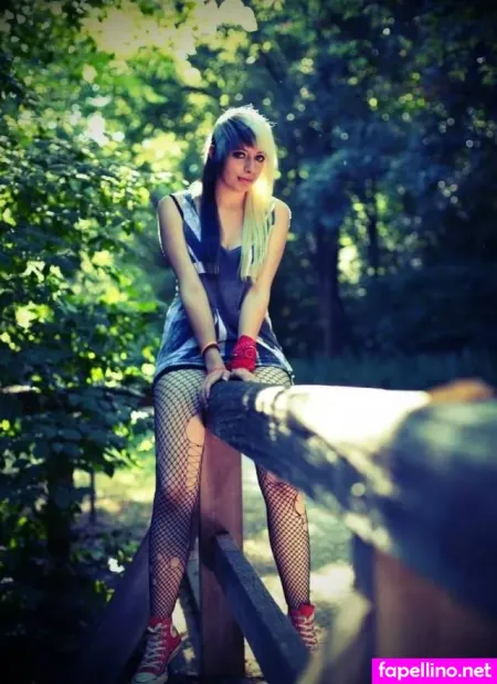 Savannah Nixon OnlyFans Thumbnail #DWge28yBcl