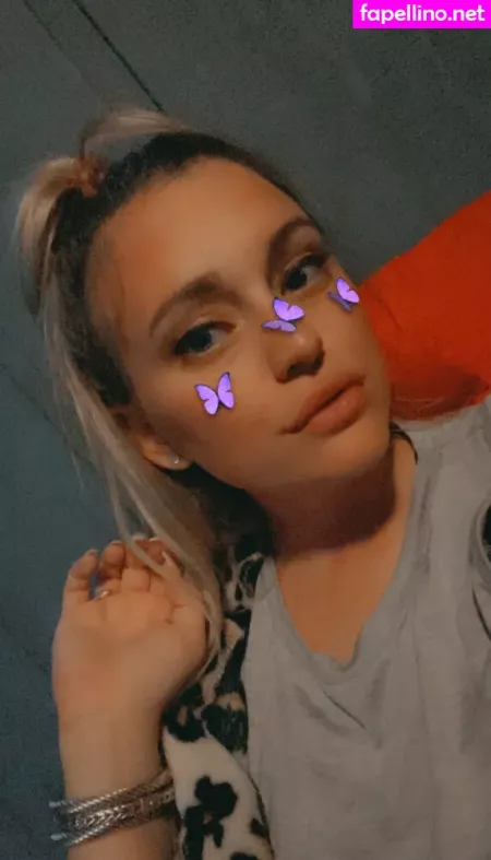 Savannah Paige OnlyFans Thumbnail #Y4AmAXLhVi