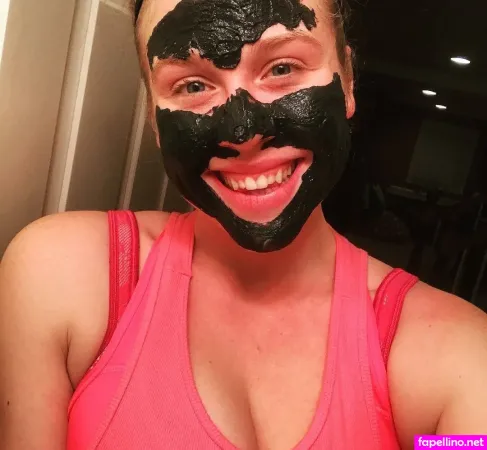 Savannah Peirce OnlyFans Thumbnail #0T8jhEoVCx