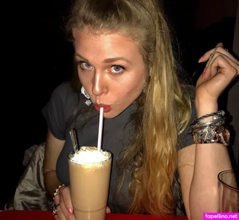 Savannah Peirce OnlyFans Thumbnail #DZKFoI7FzA