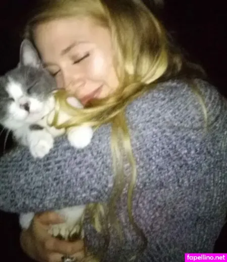 Savannah Peirce OnlyFans Thumbnail #pkeCLx2BF9