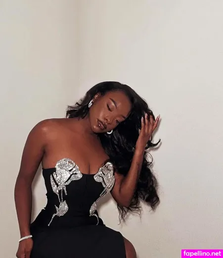 Savannah Perkins OnlyFans Thumbnail #U8rG0mHprZ