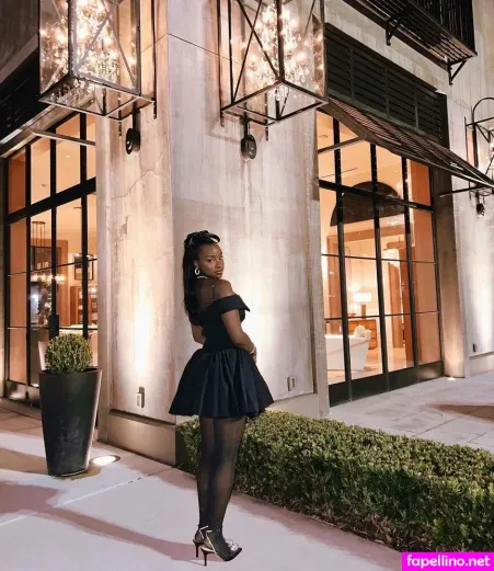 Savannah Perkins OnlyFans Thumbnail #c3aJGS8N8c