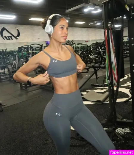 Savannah Pesante OnlyFans Thumbnail #dCNpkDwqSt