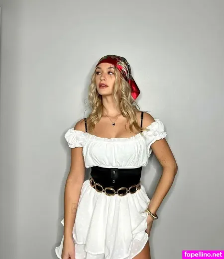 Savannah Richardson OnlyFans Thumbnail #oZgR1pQ0ie
