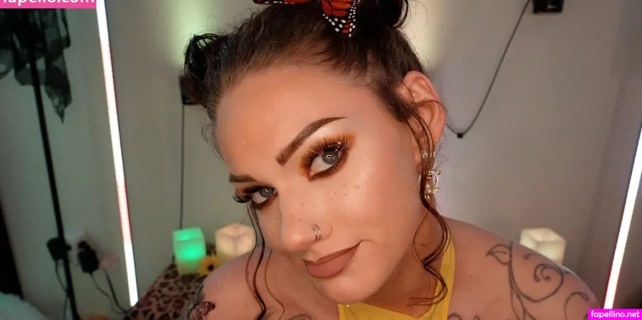 Savannah Shay OnlyFans Thumbnail #mD1TTKDZsg