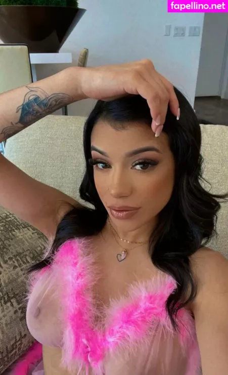 Savannah Sixx OnlyFans Thumbnail #j6m2gkjuMH