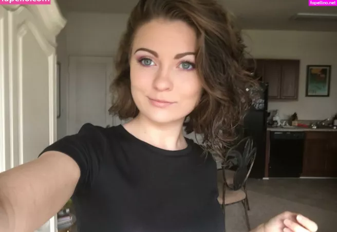 Savannah Small OnlyFans Thumbnail #txRg8S5K4t