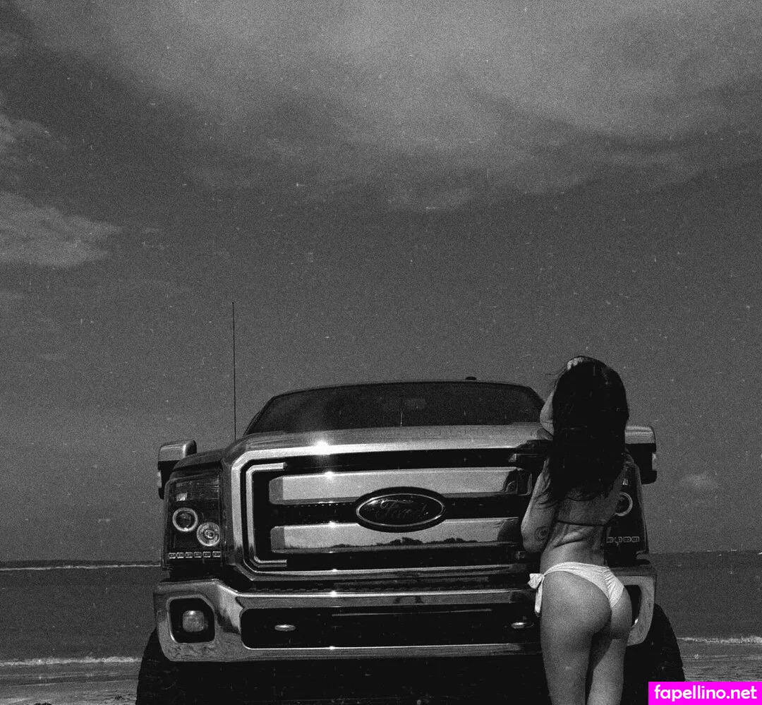 mostwantedblondie, savannahbridgess Nude Leaked OnlyFans Photo #M7IFKXOiWQ