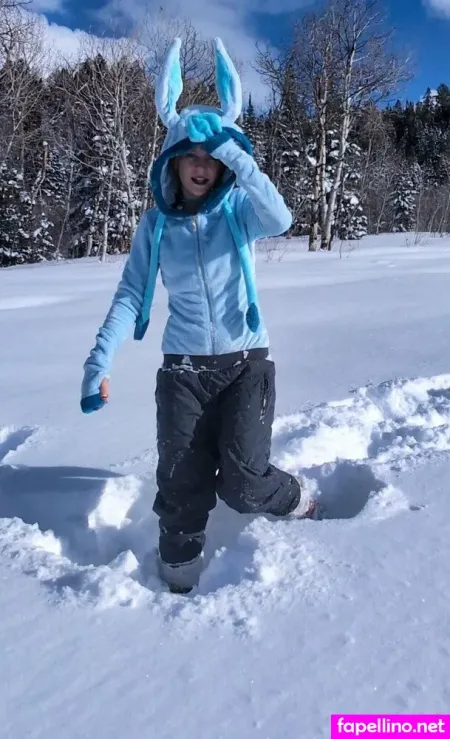 Savannahchavezfree OnlyFans Thumbnail #nySdCeBs1P