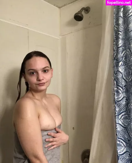 Savannahmalaby19 OnlyFans Thumbnail #7yLFNaQyuk