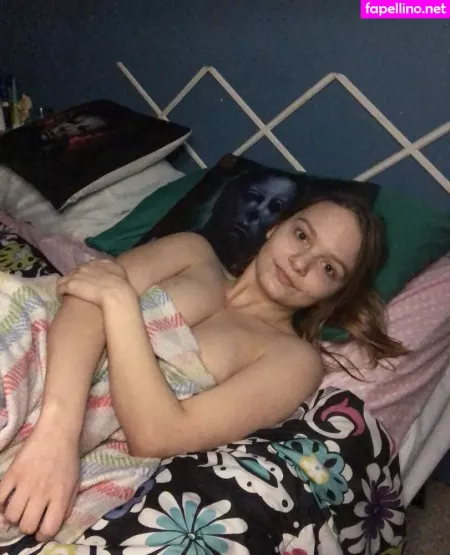 Savannahmalaby19 OnlyFans Thumbnail #HuR0gcrtzZ