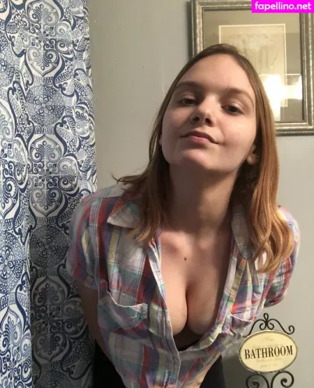 Savannahmalaby19 OnlyFans Thumbnail #z1HXTctCKu