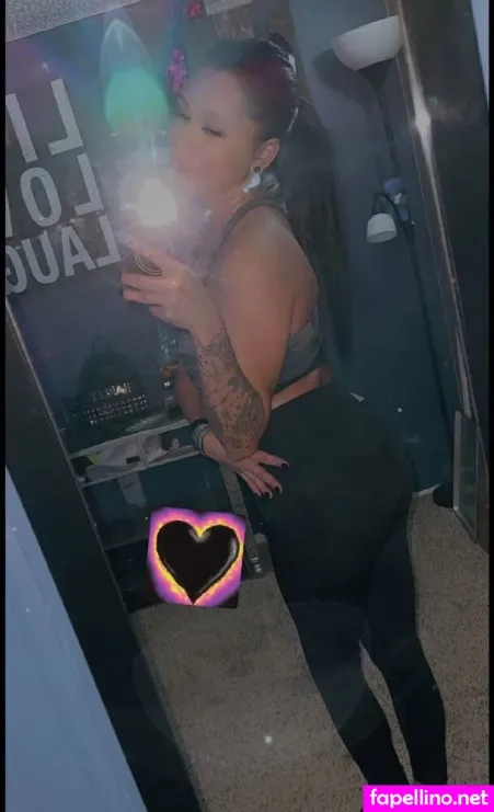 Savannahmaria OnlyFans Thumbnail #Cd4eKkxppc