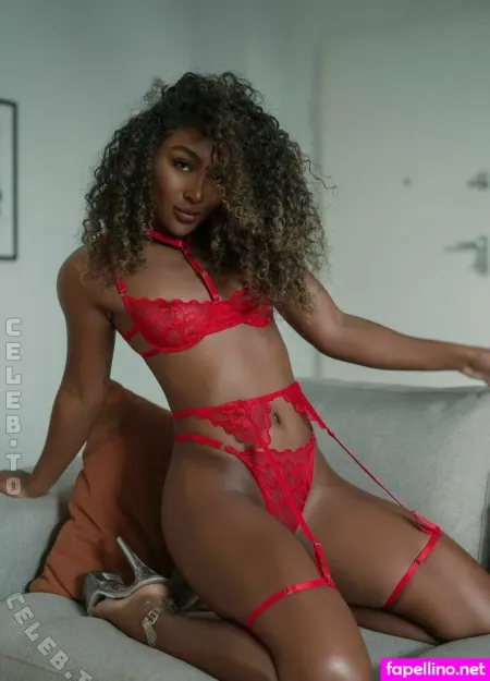 Savannahroseofficial OnlyFans Thumbnail #VRziNDeDyM