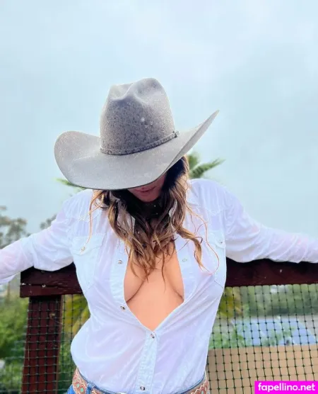 Savannahryanxo 10 OnlyFans Thumbnail #6u4tOJr9Qm
