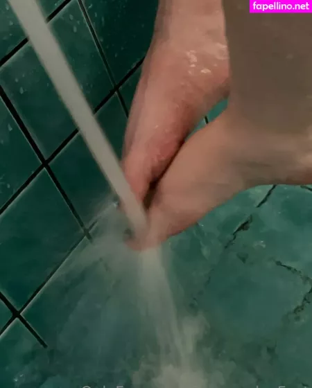 Savannahs Feet OnlyFans Thumbnail #5POIayEGAY