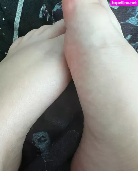 Savannahs Feet OnlyFans Thumbnail #UNmQv3jKfQ