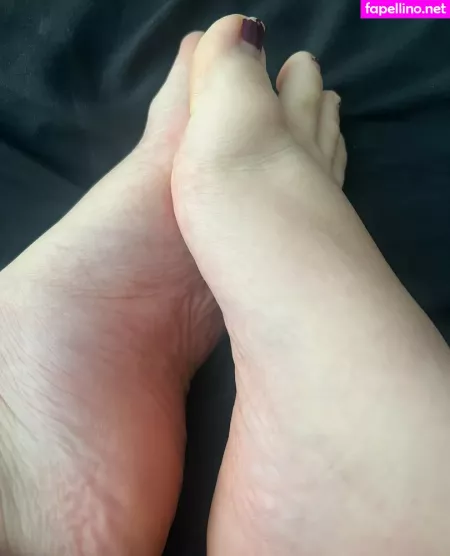 Savannahs Feet OnlyFans Thumbnail #eBdQxOxeyq