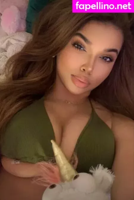 Savii OnlyFans Thumbnail #CqlFJxvKJW
