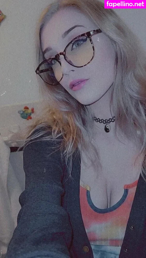 lonelydrunkandbeautiful, savingmyinsanity Nude Leaked OnlyFans Photo #7IDtAQyyr5