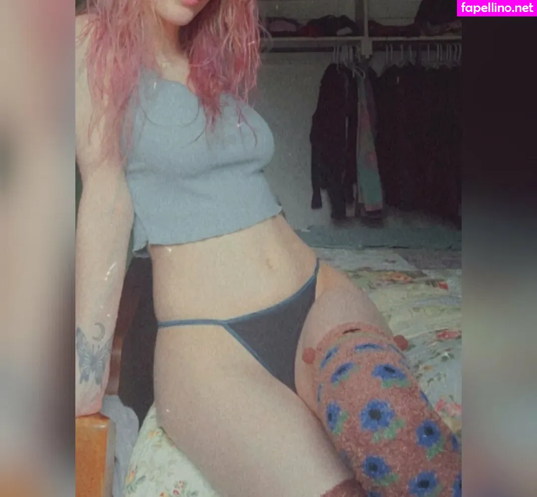 lonelydrunkandbeautiful, savingmyinsanity Nude Leaked OnlyFans Photo #IliZW6L2DS