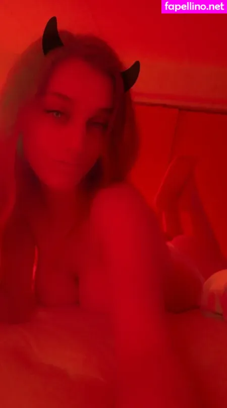 Savingmyinsanity OnlyFans Thumbnail #NxknuLhVNU