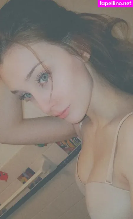 Savingmyinsanity OnlyFans Thumbnail #i9n8TY8kY6