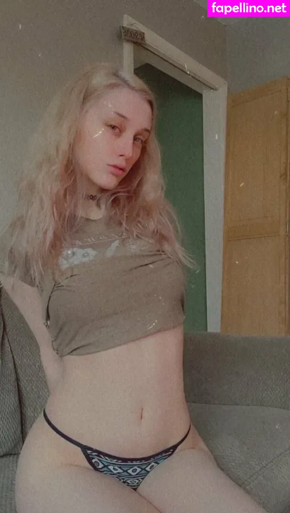 lonelydrunkandbeautiful, savingmyinsanity Nude Leaked OnlyFans Photo #j9bXNpnKmF