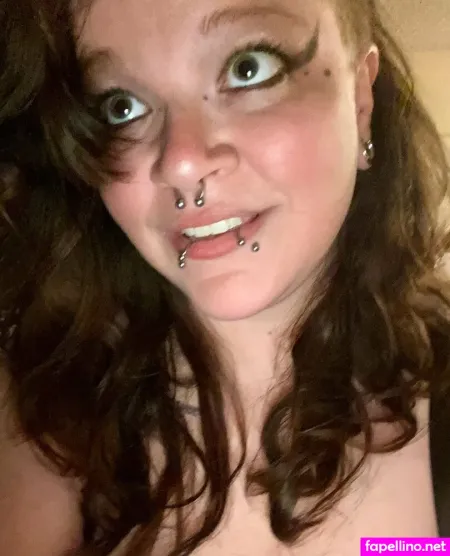 Savismiles420 OnlyFans Thumbnail #lv6SwtolPG