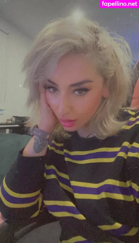 Sawina OnlyFans Thumbnail #aOK90akqN1