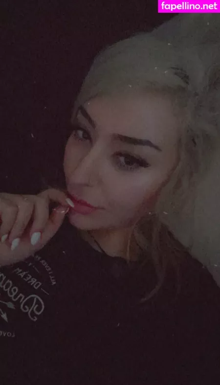 Sawina OnlyFans Thumbnail #fhp1bZIWNF