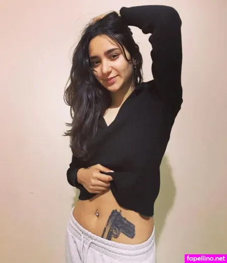 Saya Karim OnlyFans Thumbnail #OX8qv6ieX8