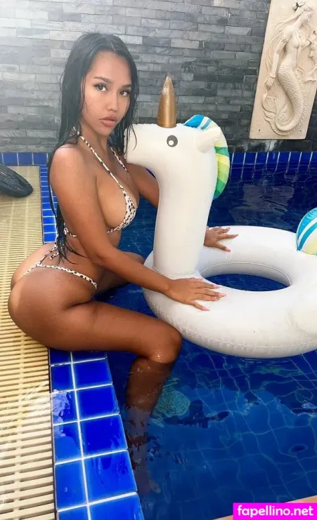 Saya Roze 4 OnlyFans Thumbnail #R66uMnc15k