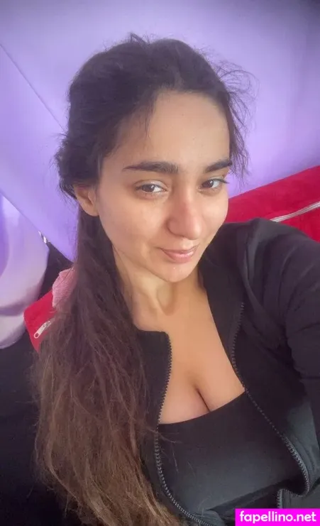 Sayakarim09 OnlyFans Thumbnail #ycvTAIsyqL