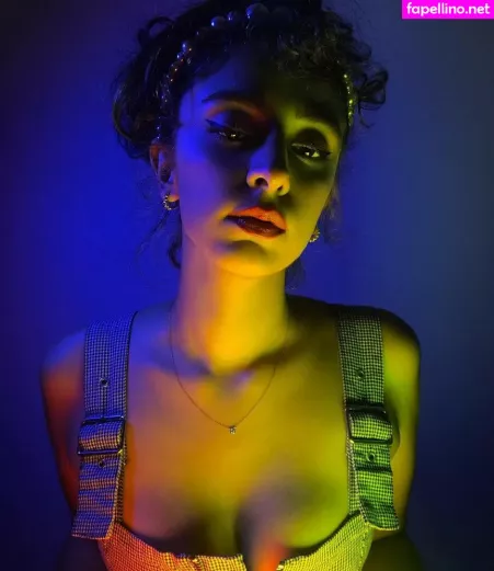 Sayna Soleimanpour OnlyFans Thumbnail #RbPc4mZKkG