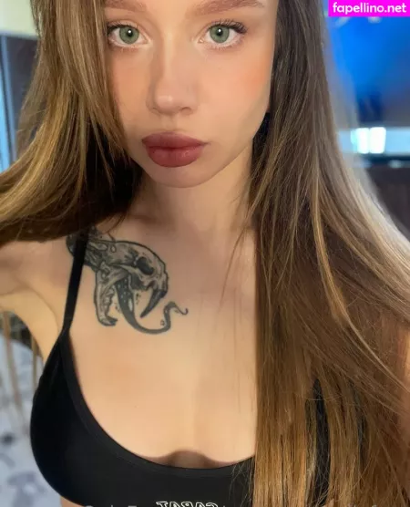 Sayonaramollyfree OnlyFans Thumbnail #6OuvG3jRwU