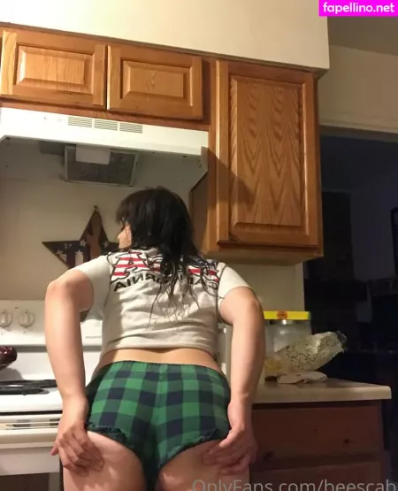Scabbee OnlyFans Thumbnail #YfAiqyYP6C