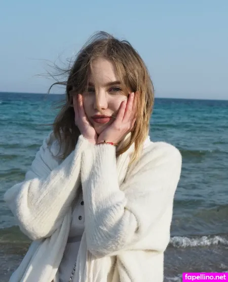 Scarlet Nude OnlyFans Thumbnail #faKZBQXEIB