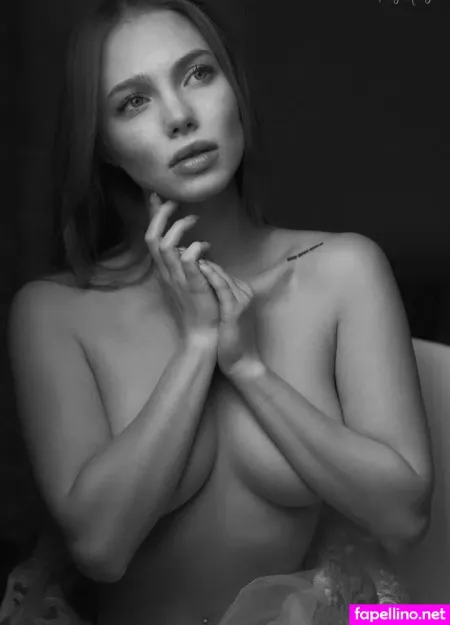 Scarlet Nude OnlyFans Thumbnail #xCRYUan3of