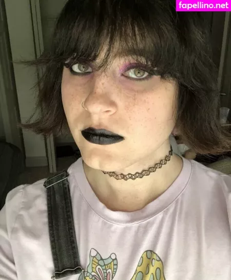 Scarlet Skeie OnlyFans Thumbnail #TYSAdpCOxs