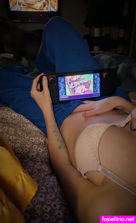 Scarletdame OnlyFans Thumbnail #VR14xbbLJr