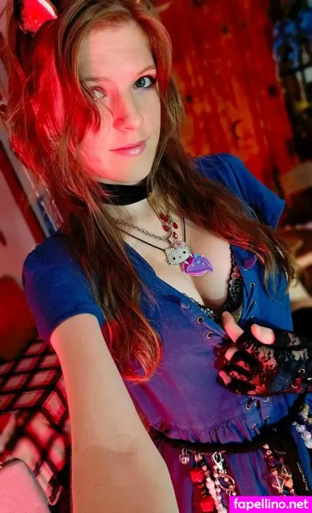 Scarletdame OnlyFans Thumbnail #ieeDjidrKl