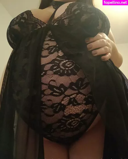 Scarletdev27 OnlyFans Thumbnail #tkWxWid046